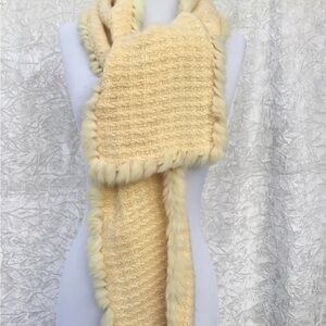 Elegant Cream Knit Scarf with Real Fur Trim